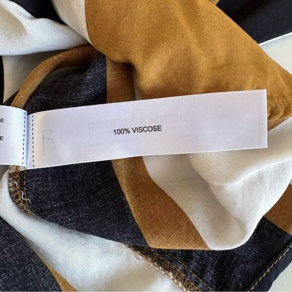 Denim & Flower SS Button Down Shirt - Picture 5 of 7